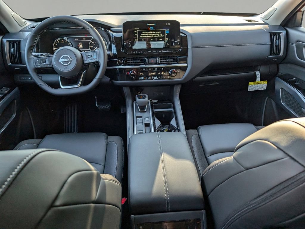 Certified 2025 Nissan Pathfinder SL w/ SL Premium Package FWD image 14