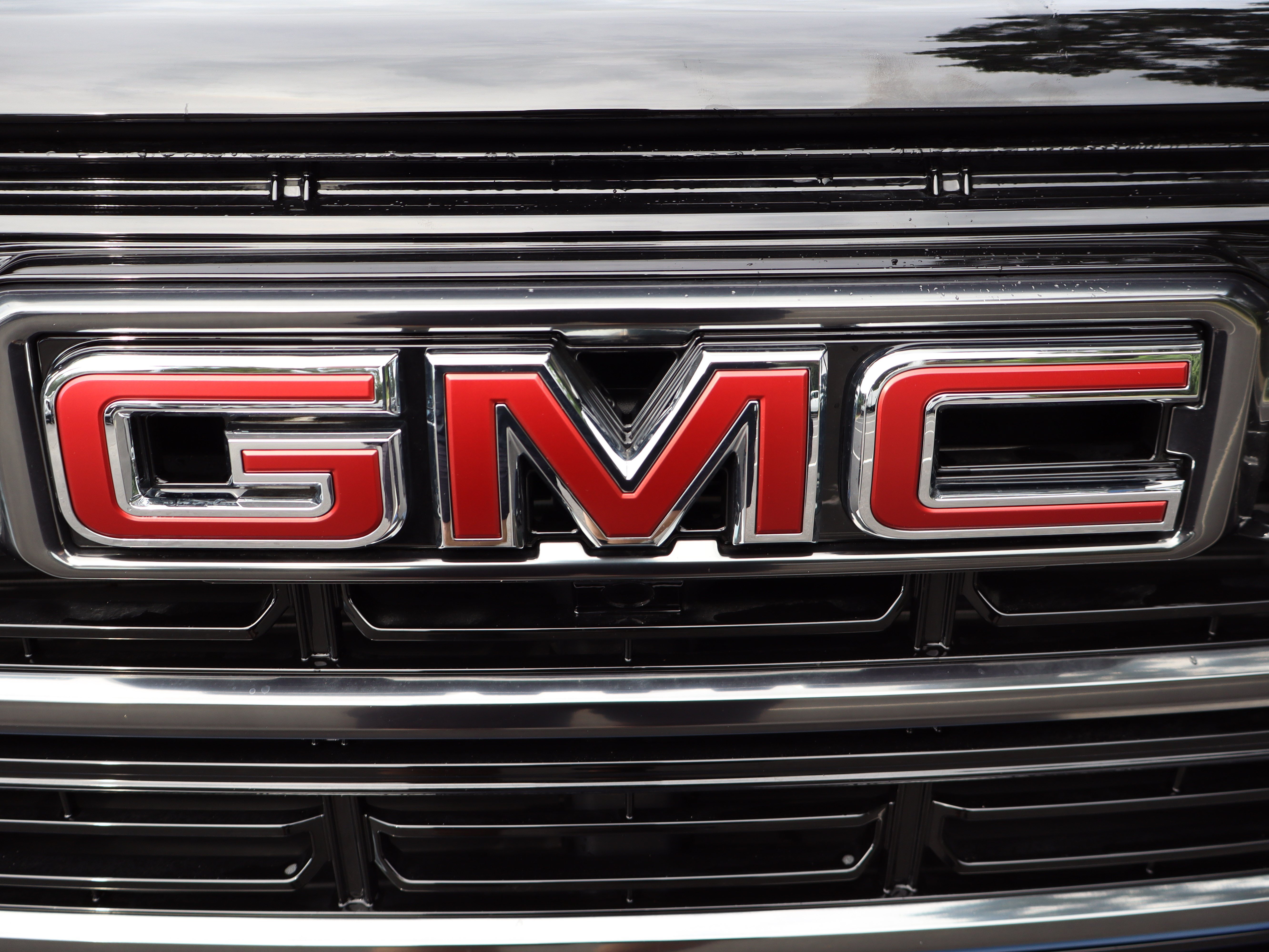 Used 2026 GMC Terrain AT4 w/ Convenience Package III AWD/4WD image 50