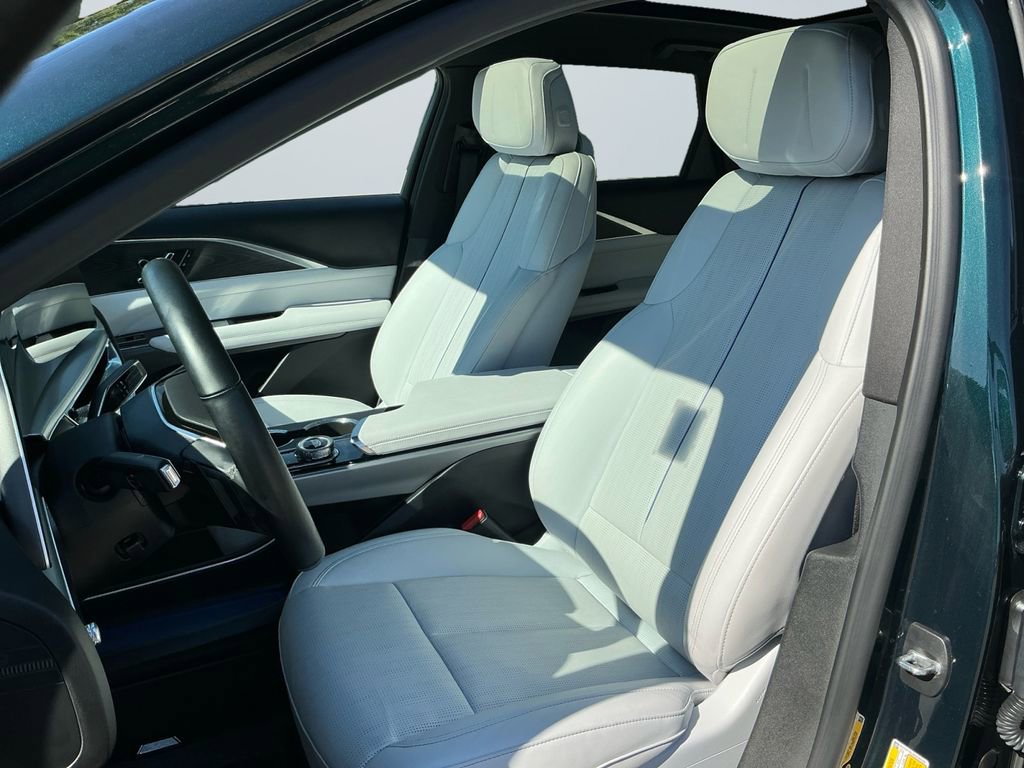 Used 2024 Cadillac Lyriq Sport w/ LPO, Floor Liner Package AWD/4WD image 10