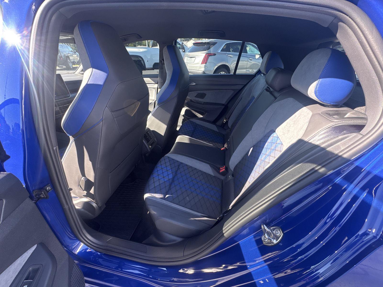 Used 2026 Volkswagen Golf w/ Euro Style Package AWD/4WD image 9