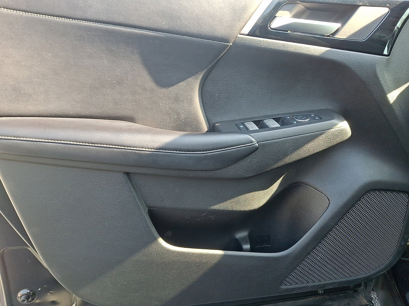 Used 2022 Mitsubishi Outlander SE FWD image 12