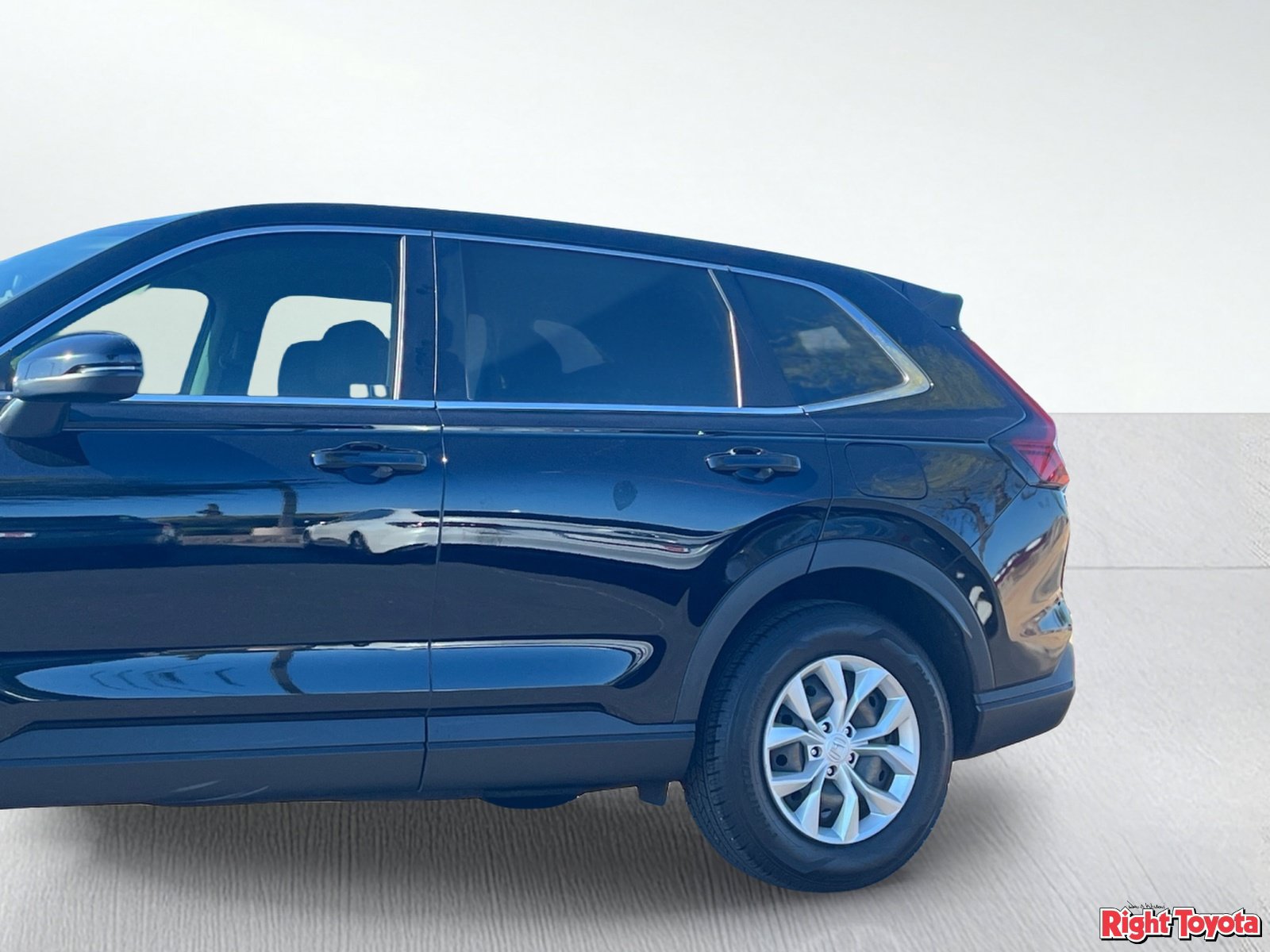 Used 2026 Honda CR-V LX image 9