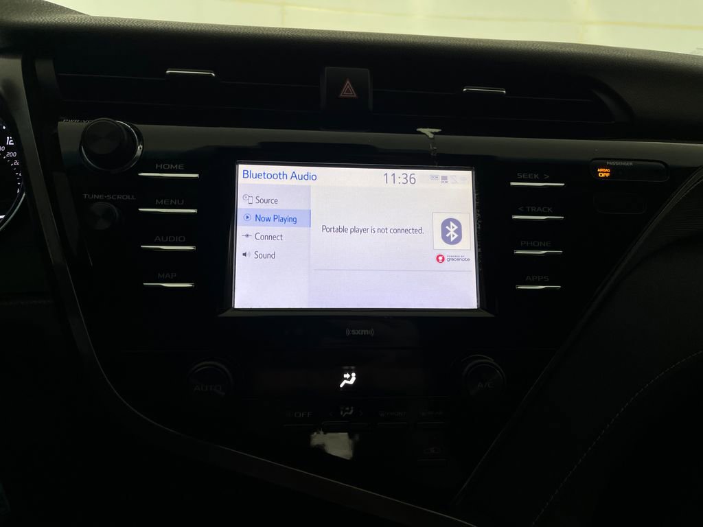 Used 2020 Toyota Camry SE FWD image 64