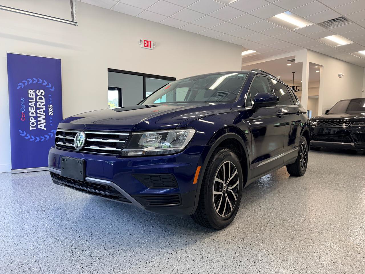 Used 2021 Volkswagen Tiguan S FWD image 4