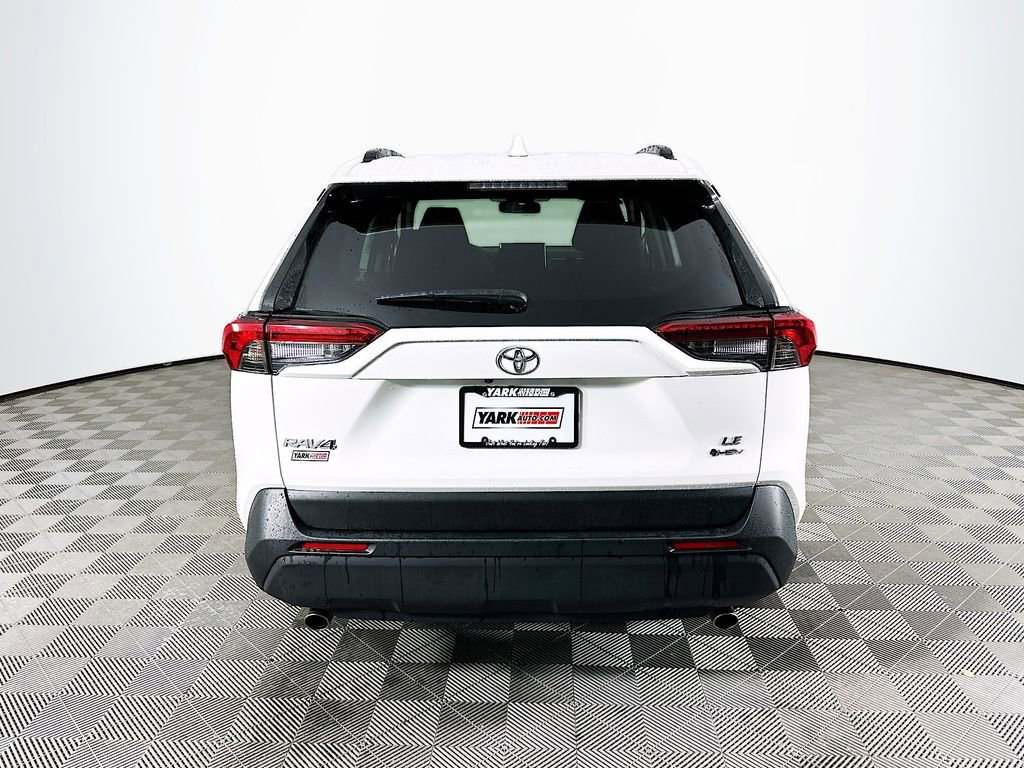 Used 2025 Toyota RAV4 LE image 10