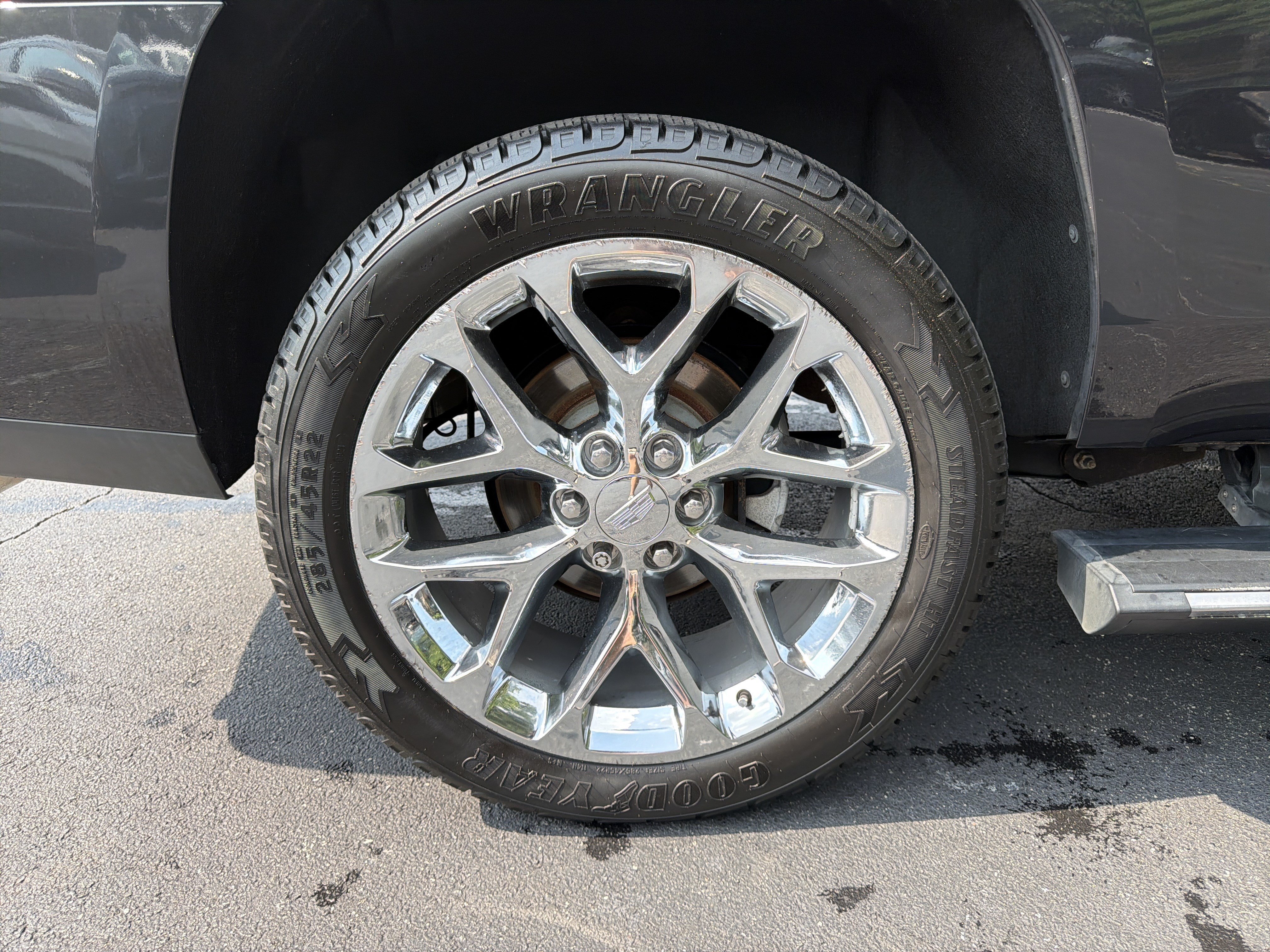 Used 2019 Cadillac Escalade Platinum AWD/4WD image 21