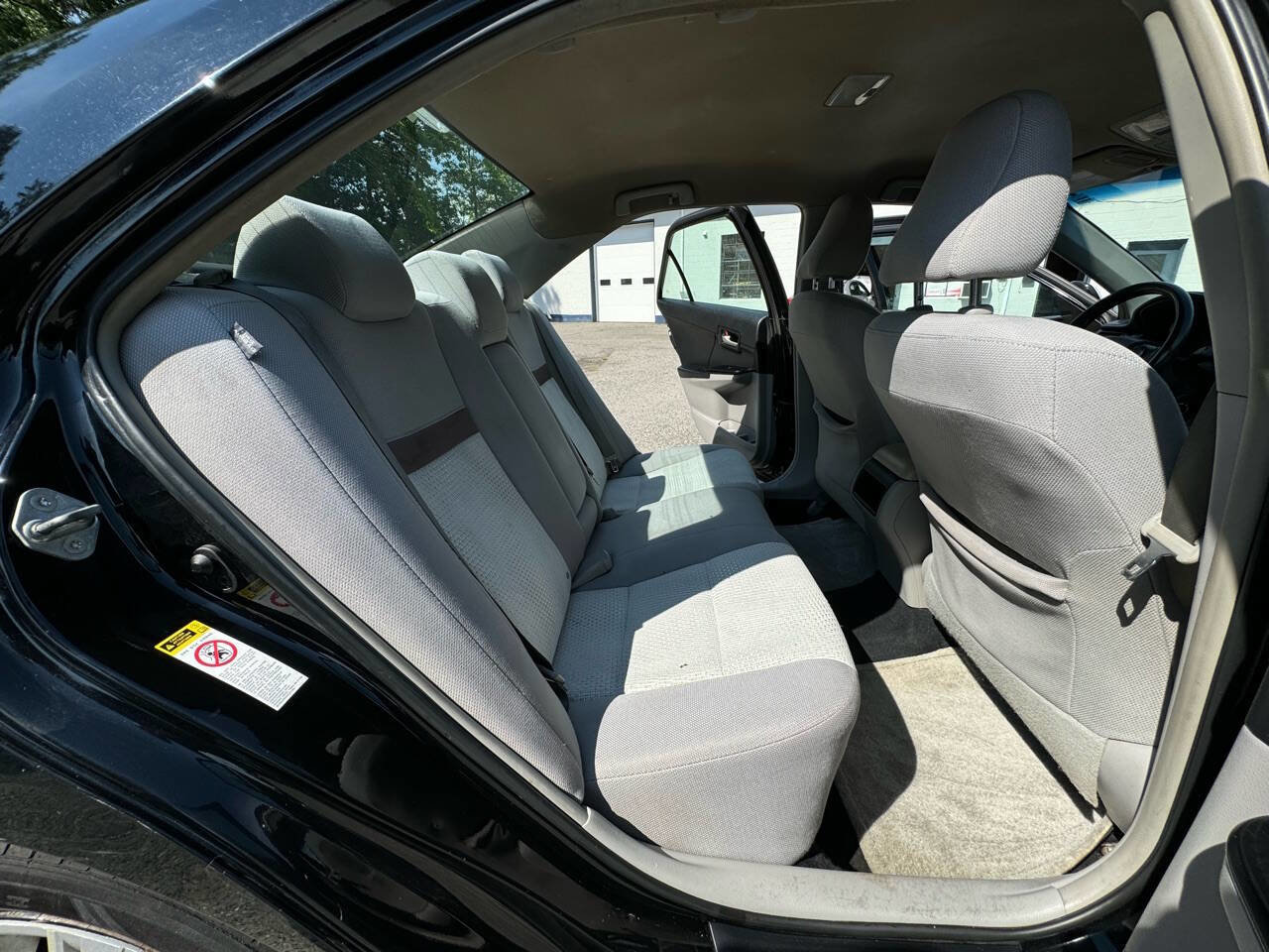 Used 2012 Toyota Camry LE image 31