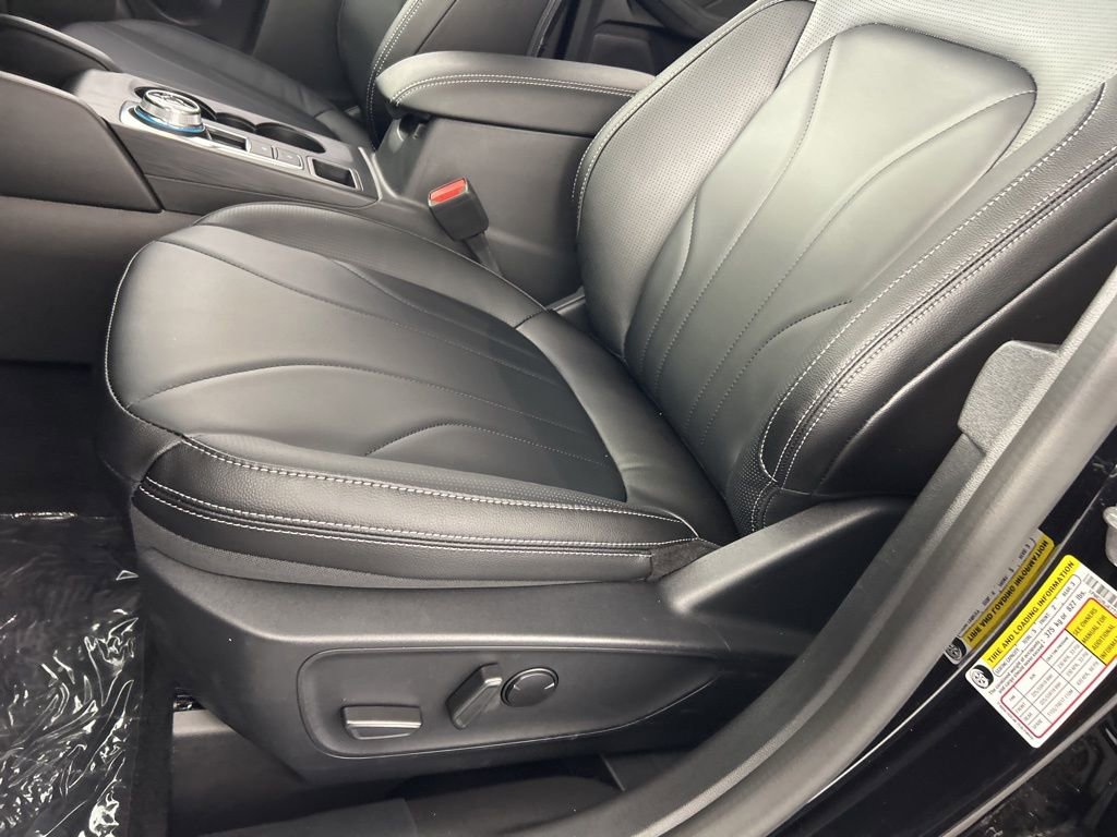 New 2026 Ford Escape Platinum image 21