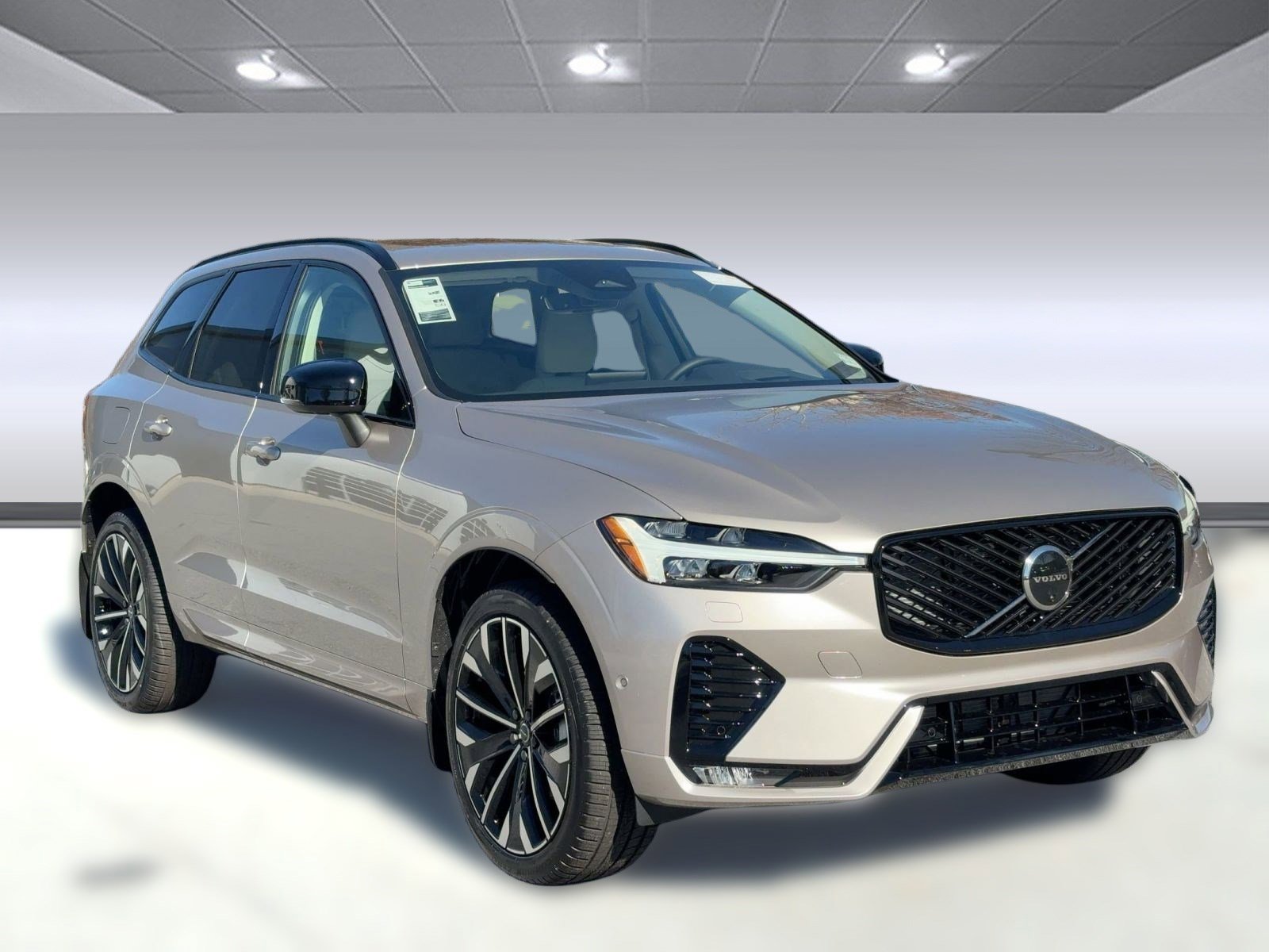 New 2026 Volvo XC60 B5 Ultra w/ Climate Package image 6
