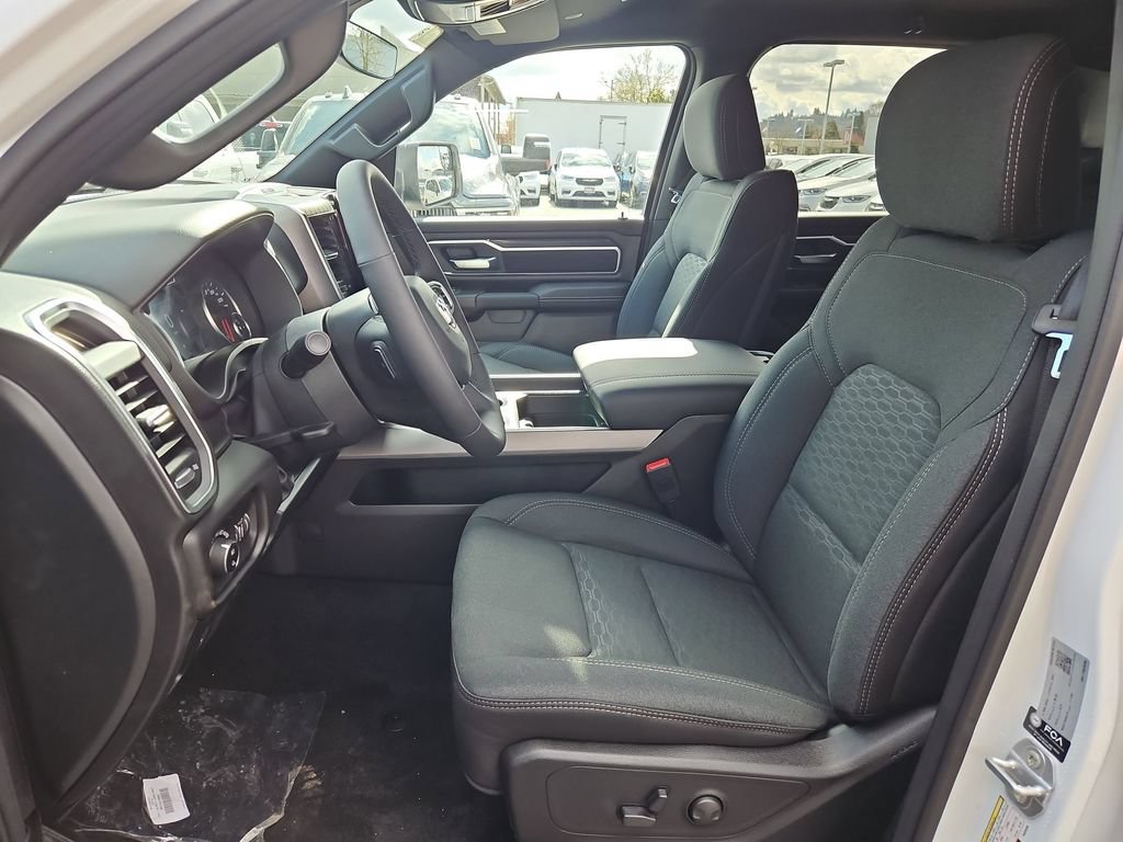 New 2026 RAM 1500 Big Horn AWD/4WD image 12