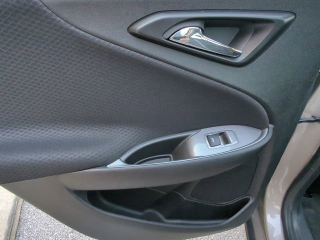 Used 2023 Chevrolet Malibu LT FWD image 25