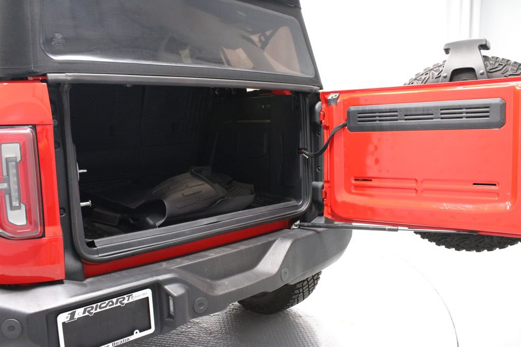 Certified 2022 Ford Bronco Outer Banks w/ Sasquatch Package AWD/4WD image 17