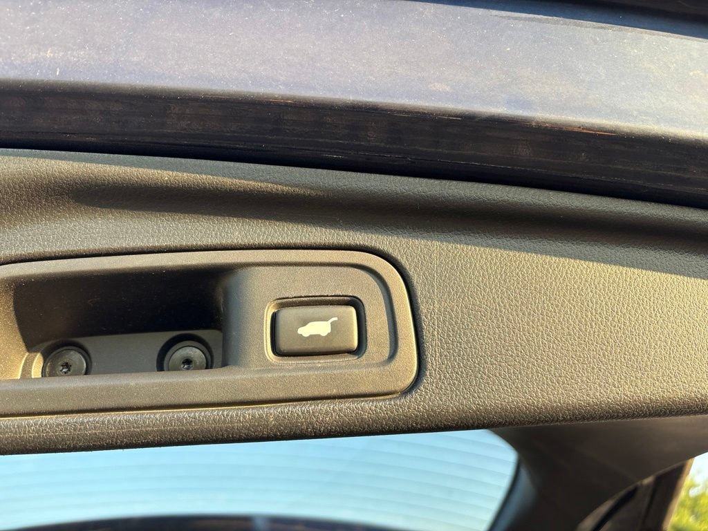 Used 2017 Honda Pilot EX-L image 12