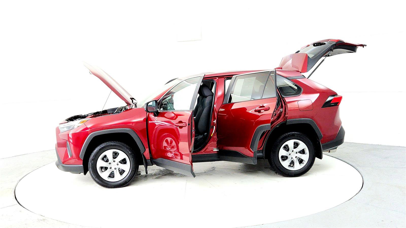 Certified 2023 Toyota RAV4 LE AWD/4WD image 10