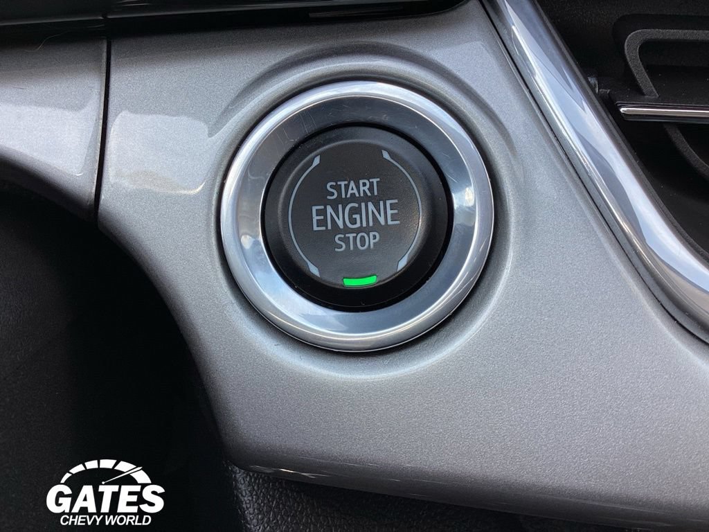 Used 2024 Chevrolet Trax LT w/ Driver Confidence Package FWD image 19