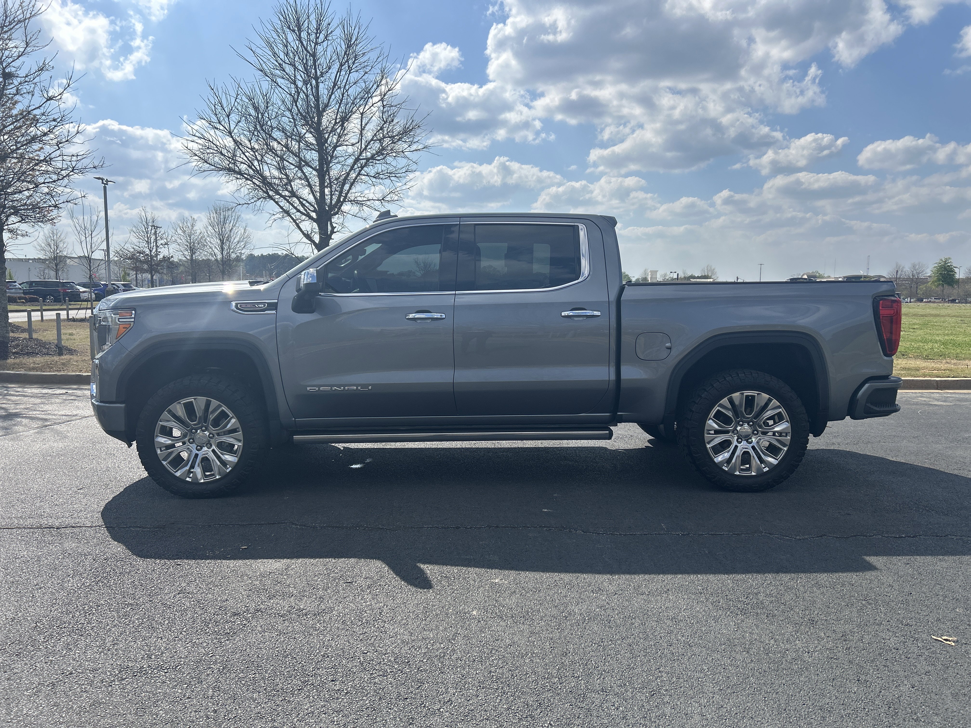 Used 2020 GMC Sierra 1500 Denali w/ Denali Ultimate Package AWD/4WD image 6