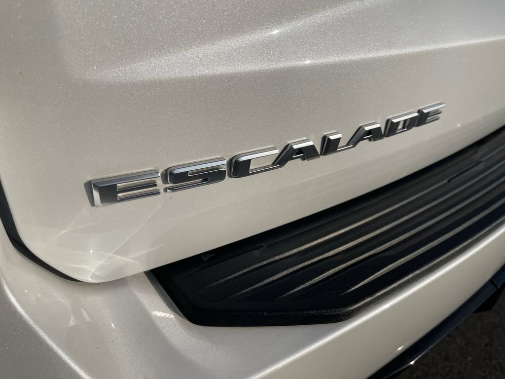 Certified 2024 Cadillac Escalade Premium Luxury image 12
