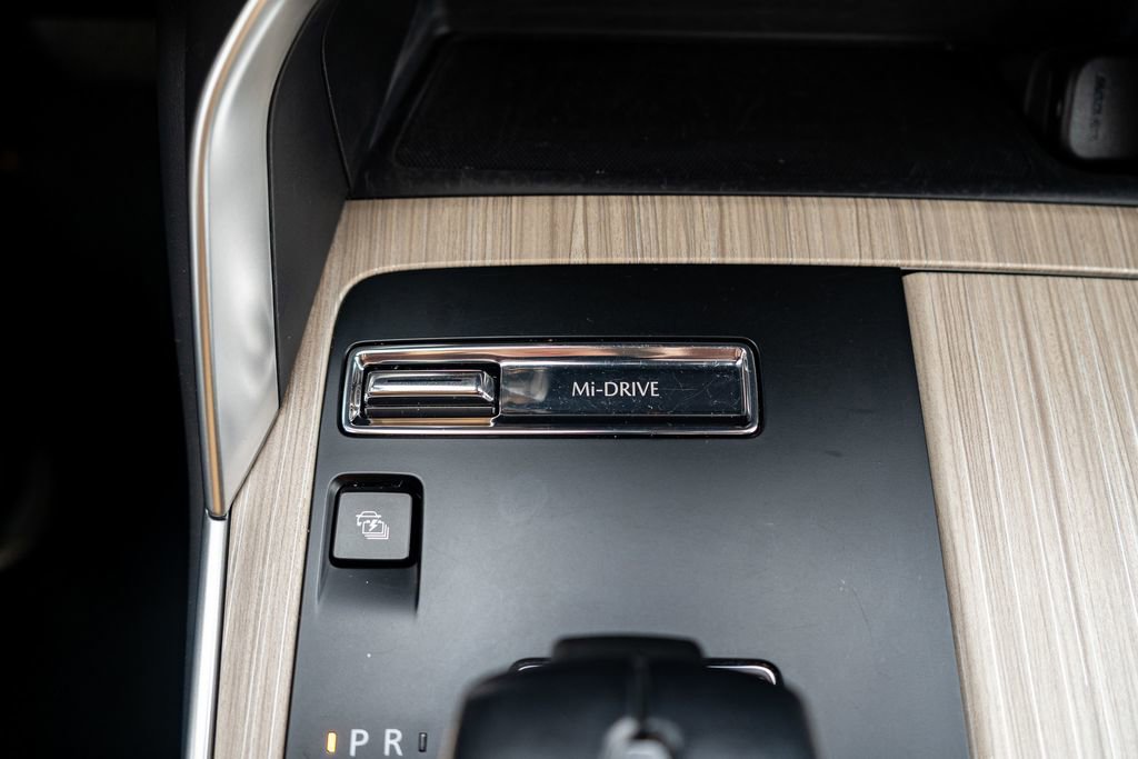 Used 2024 MAZDA CX-90 Plug-In Hybrid w/ Preferred image 27