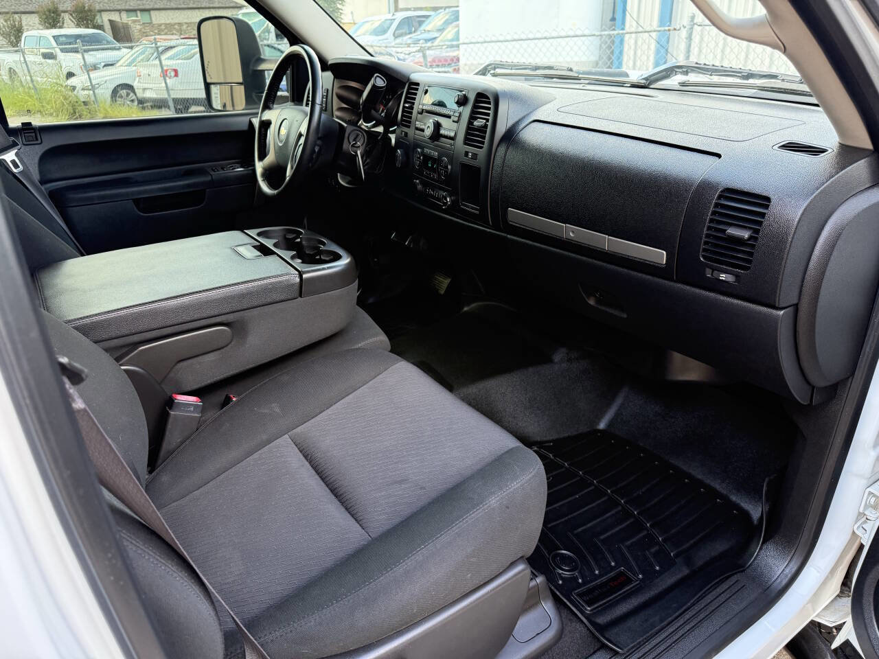 Used 2014 Chevrolet Silverado 2500 LT w/ Interior Plus Package image 14