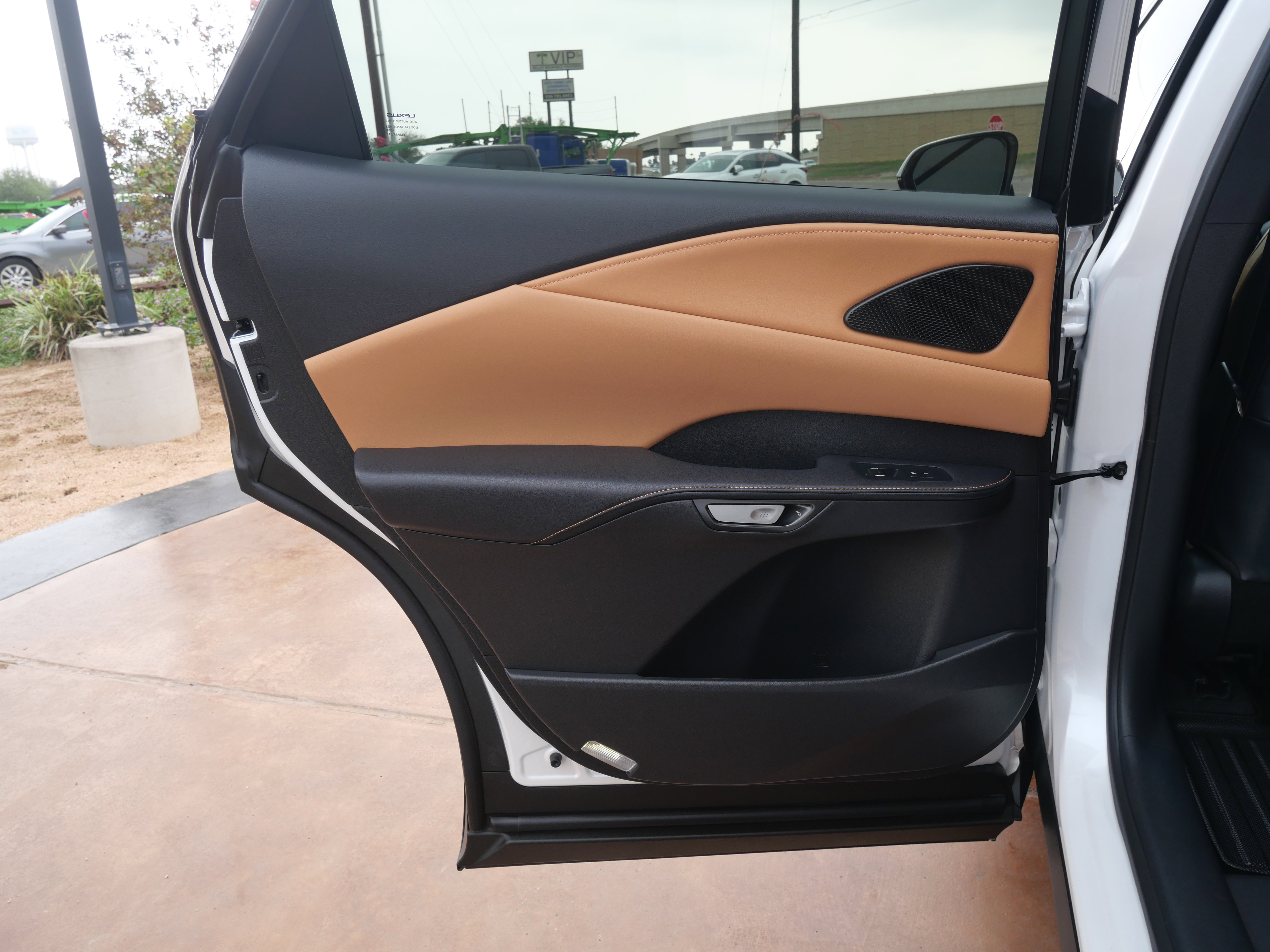 Certified 2024 Lexus RX 350 Premium image 10