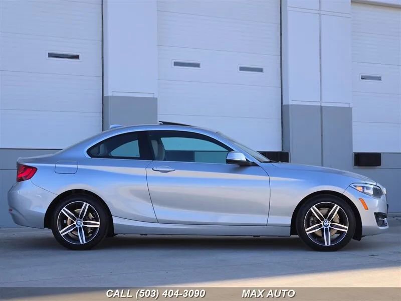 Used 2017 BMW 230i Coupe image 9