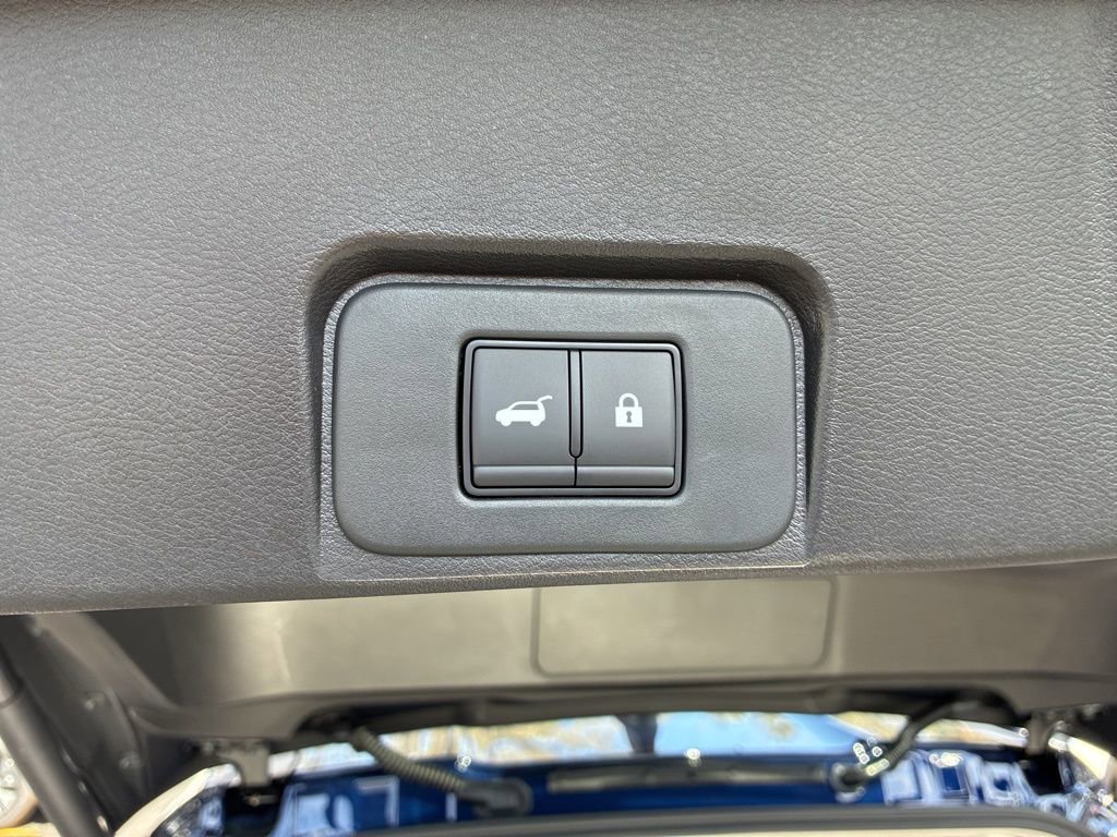 New 2026 Nissan Rogue SV w/ Cold Weather Package AWD/4WD image 15
