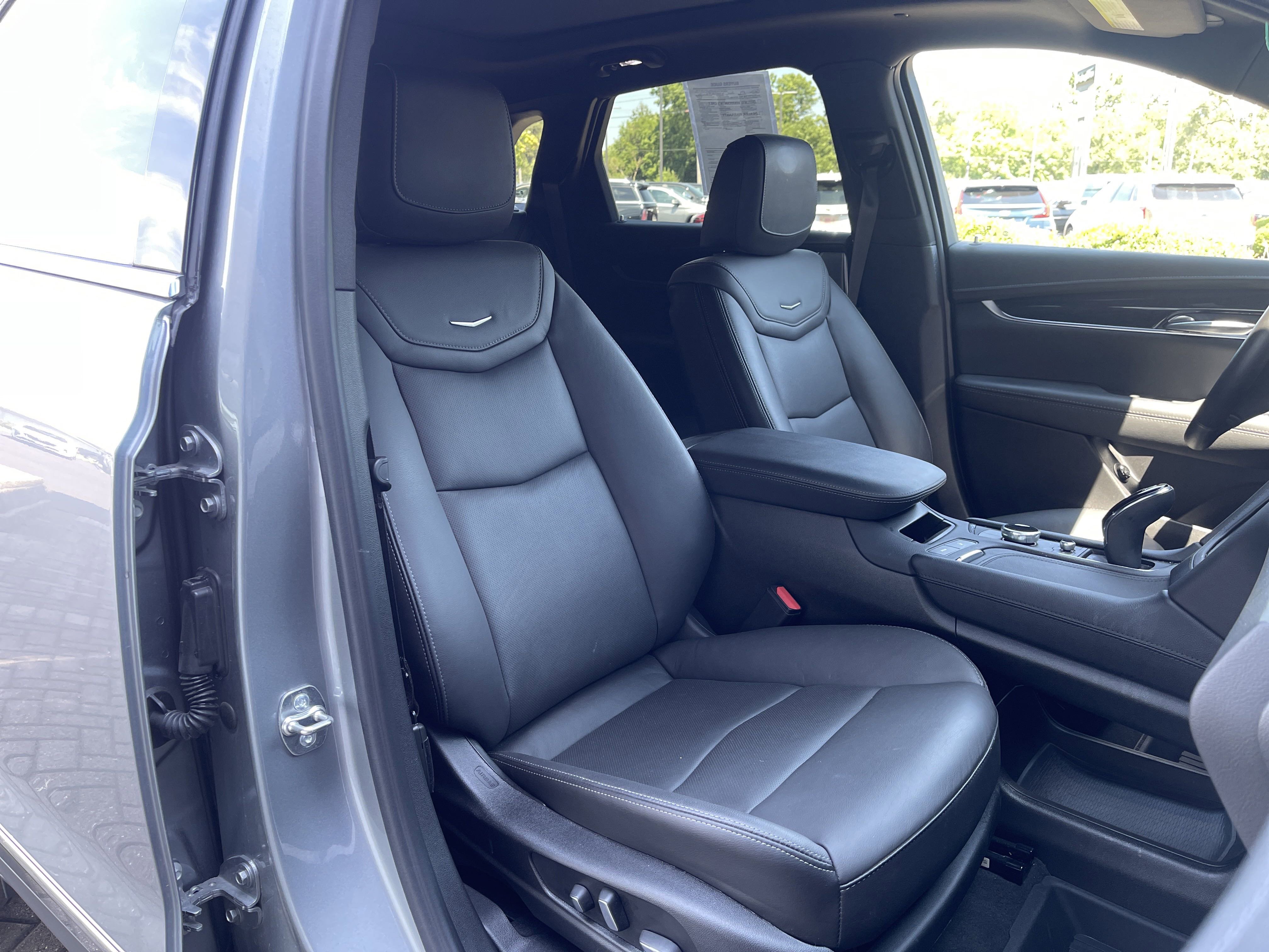 Used 2025 Cadillac XT5 Premium Luxury w/ Technology Package image 41