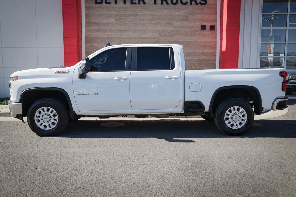 Used 2023 Chevrolet Silverado 2500 LT w/ Convenience Package image 7