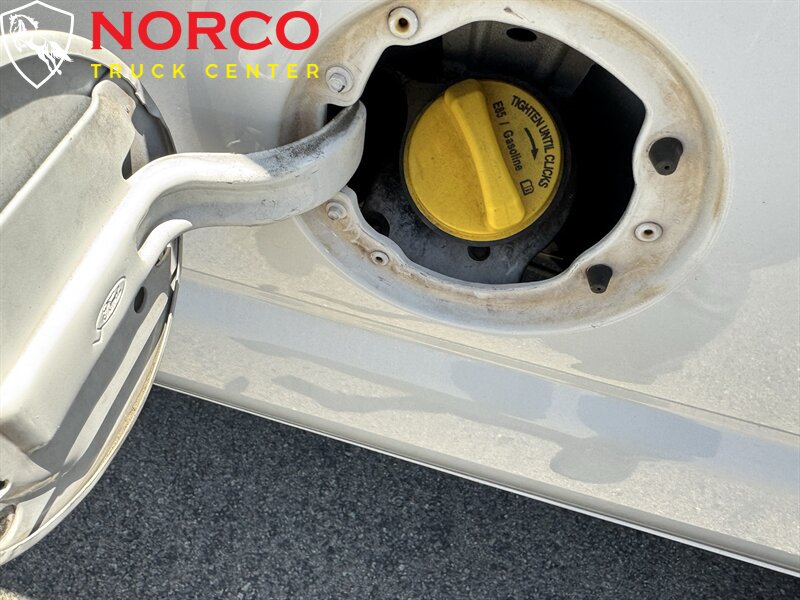 Used 2014 Ford E-250 and Econoline 250 w/ Power Group RWD image 17