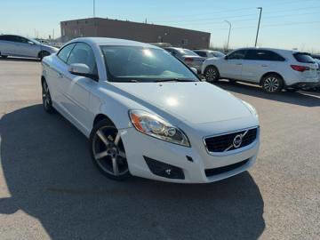 Used 2011 Volvo C70 T5 image 1