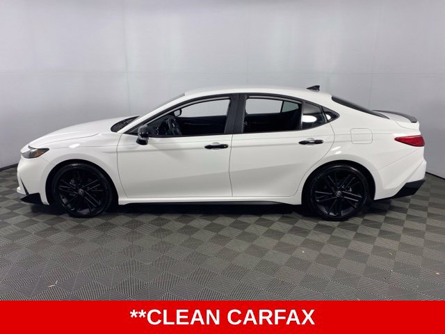Used 2026 Toyota Camry Hybrid w/ Convenience Package FWD image 5