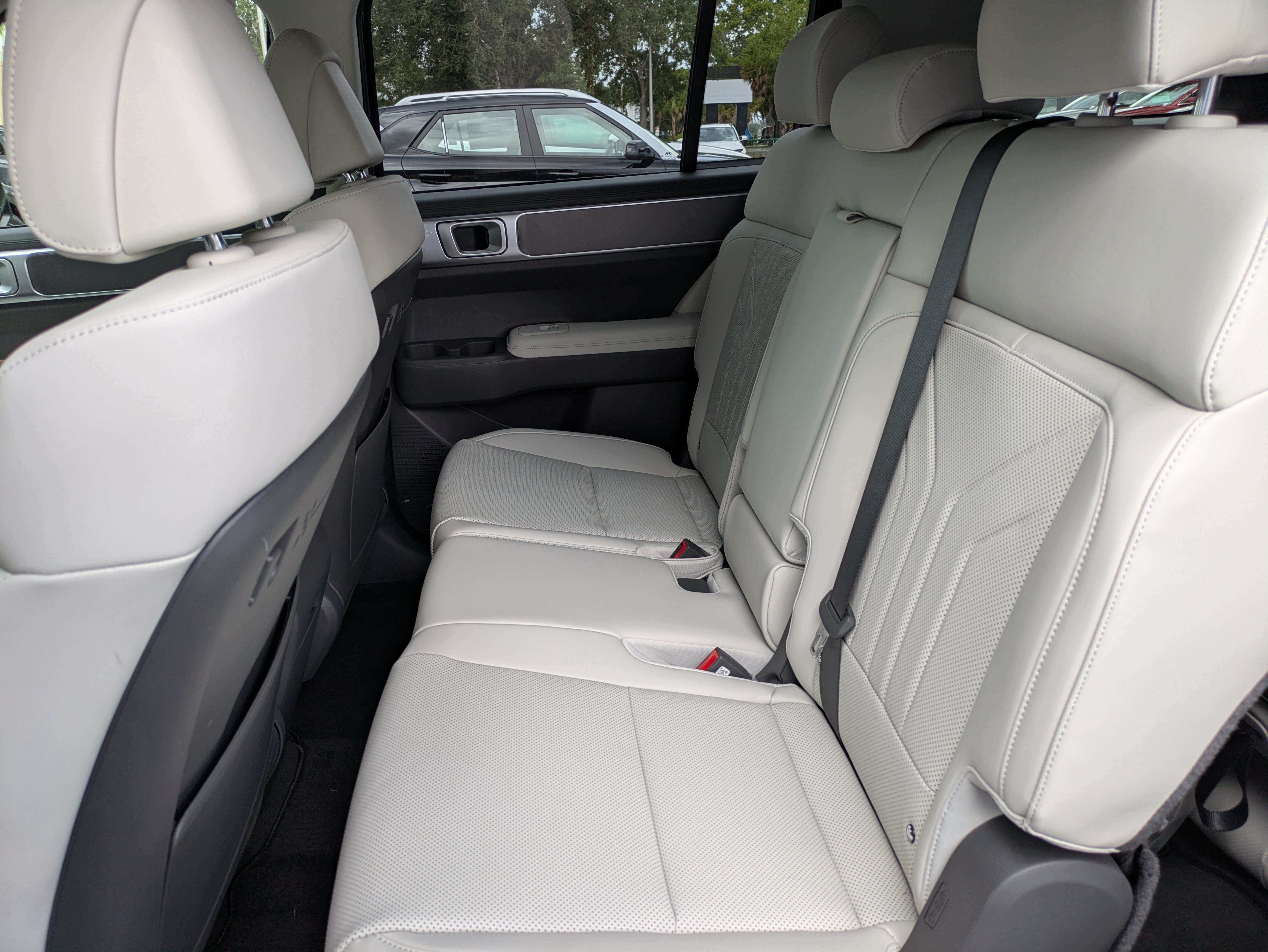 New 2027 Hyundai Santa Fe SEL FWD image 11