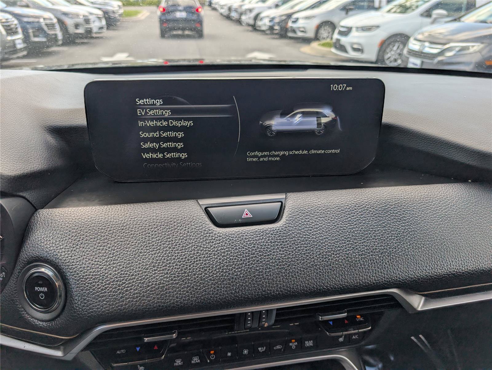 Used 2024 MAZDA CX-90 Plug-In Hybrid w/ Preferred AWD/4WD image 30