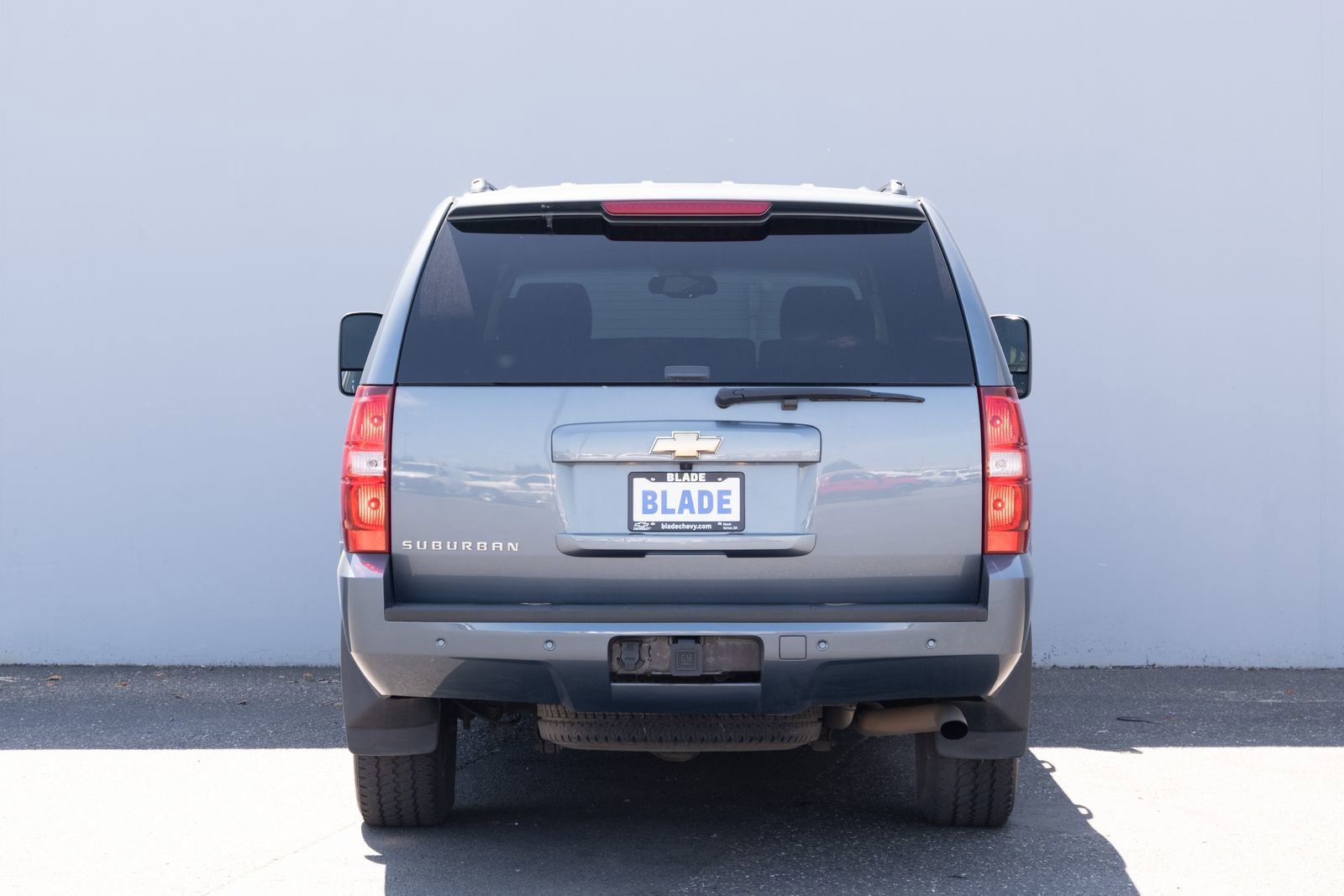 Used 2008 Chevrolet Suburban 2500 LT w/ LT Preferred Equipment Group AWD/4WD image 22