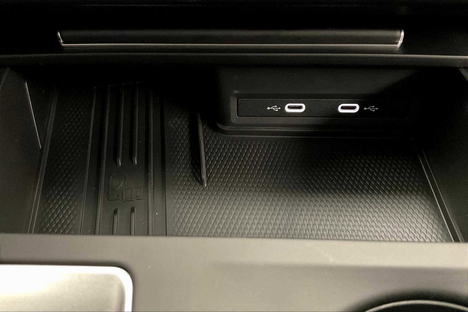 New 2025 Volkswagen Atlas Cross Sport SE image 21