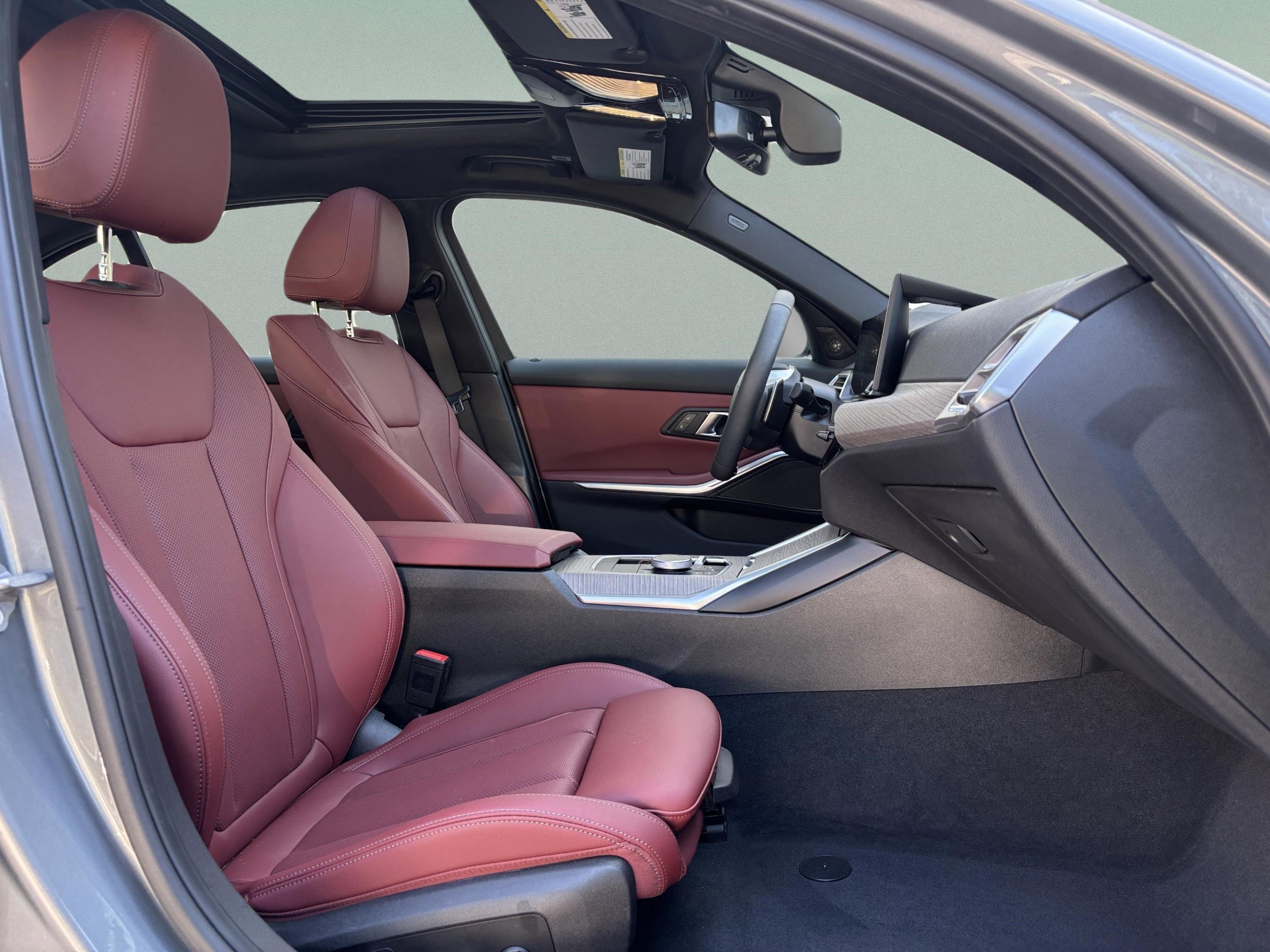 Used 2025 BMW 330i Sedan image 20