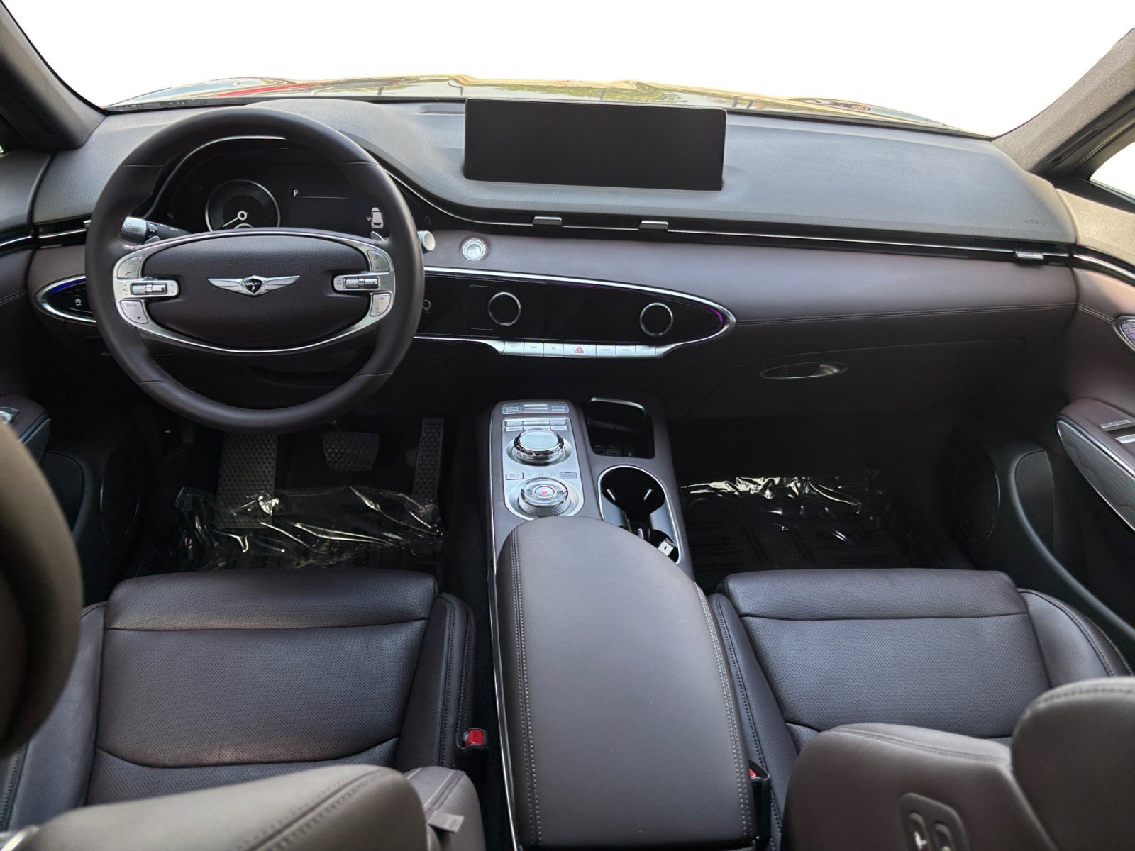 Used 2023 Genesis GV70 2.5T w/ Advanced Package image 10