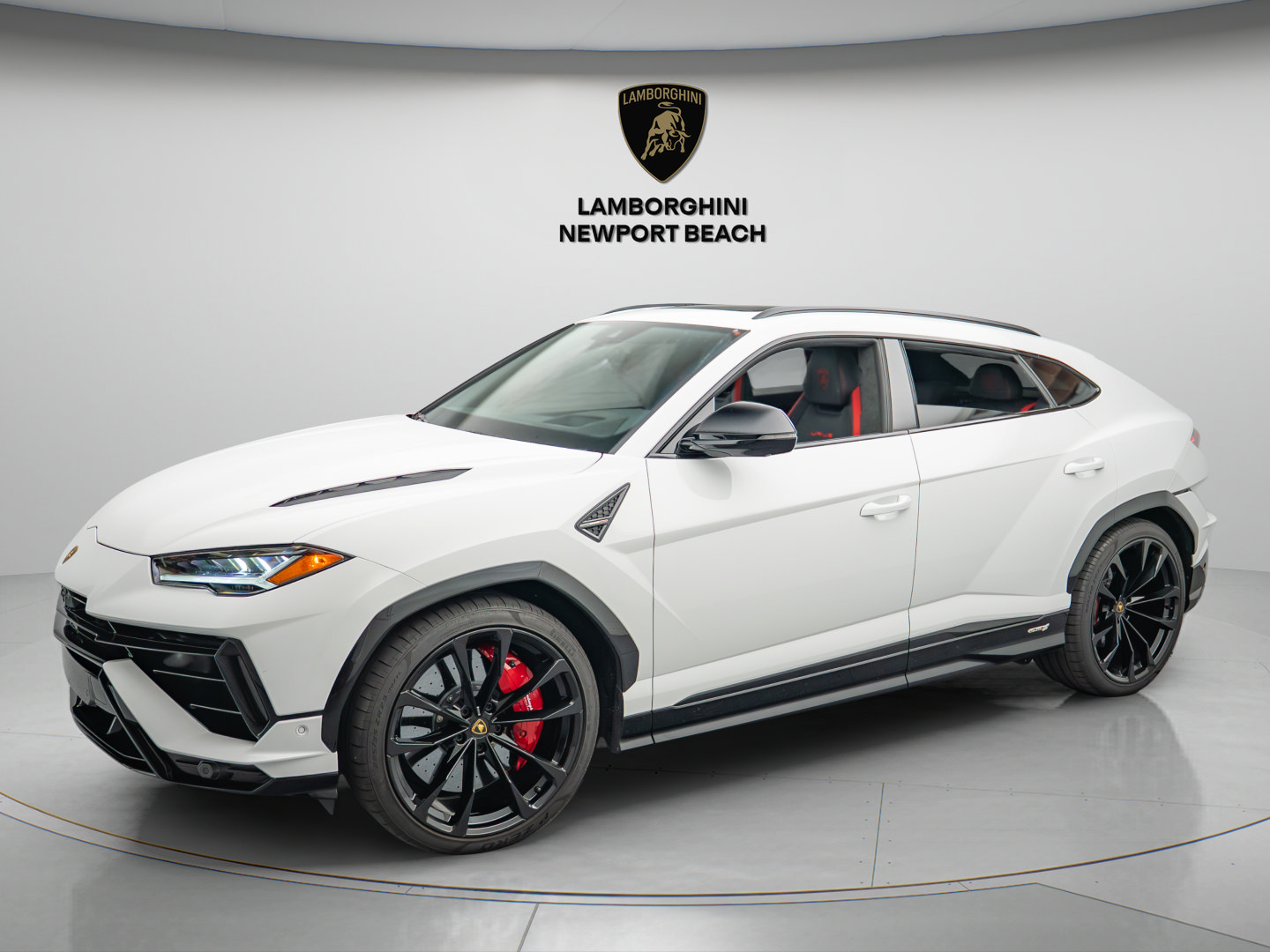 Used 2024 Lamborghini Urus S AWD/4WD image 3