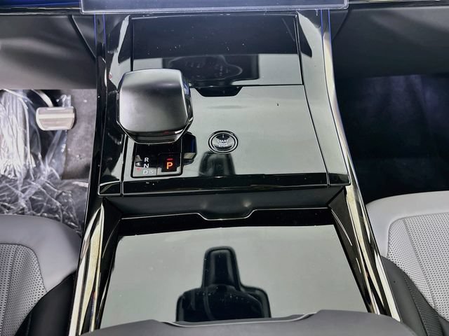 New 2027 Land Rover Range Rover Sport SV AWD/4WD image 18
