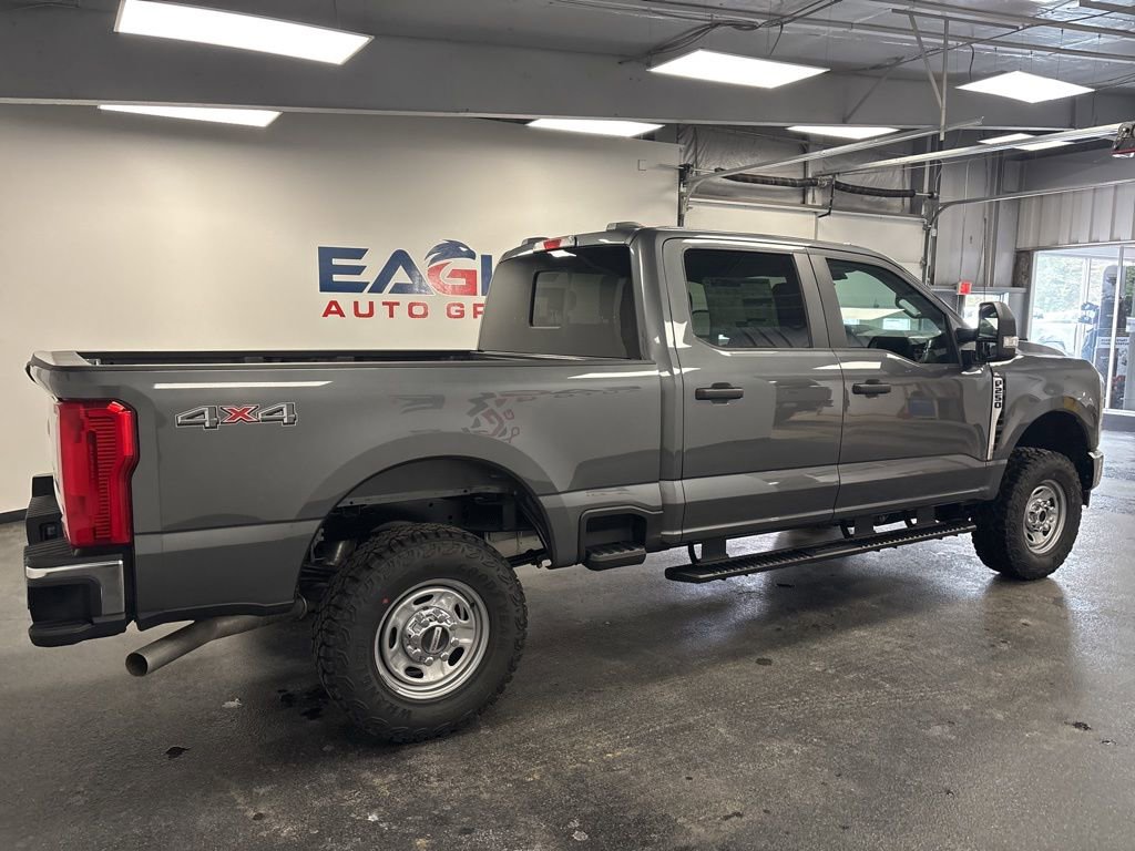 New 2026 Ford F250 XL w/ XL Off-Road Package image 16