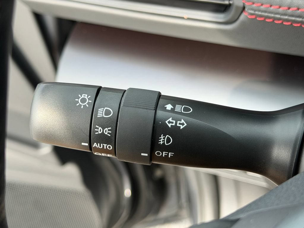 Used 2025 Subaru WRX Premium AWD/4WD image 33