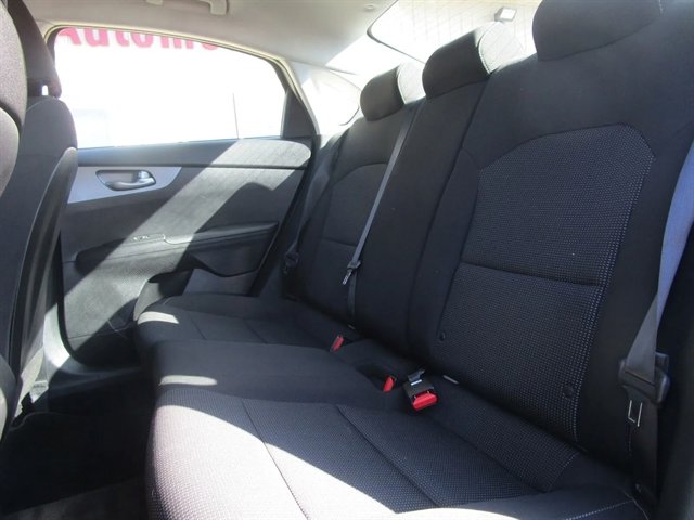 Used 2020 Kia Forte LXS image 21