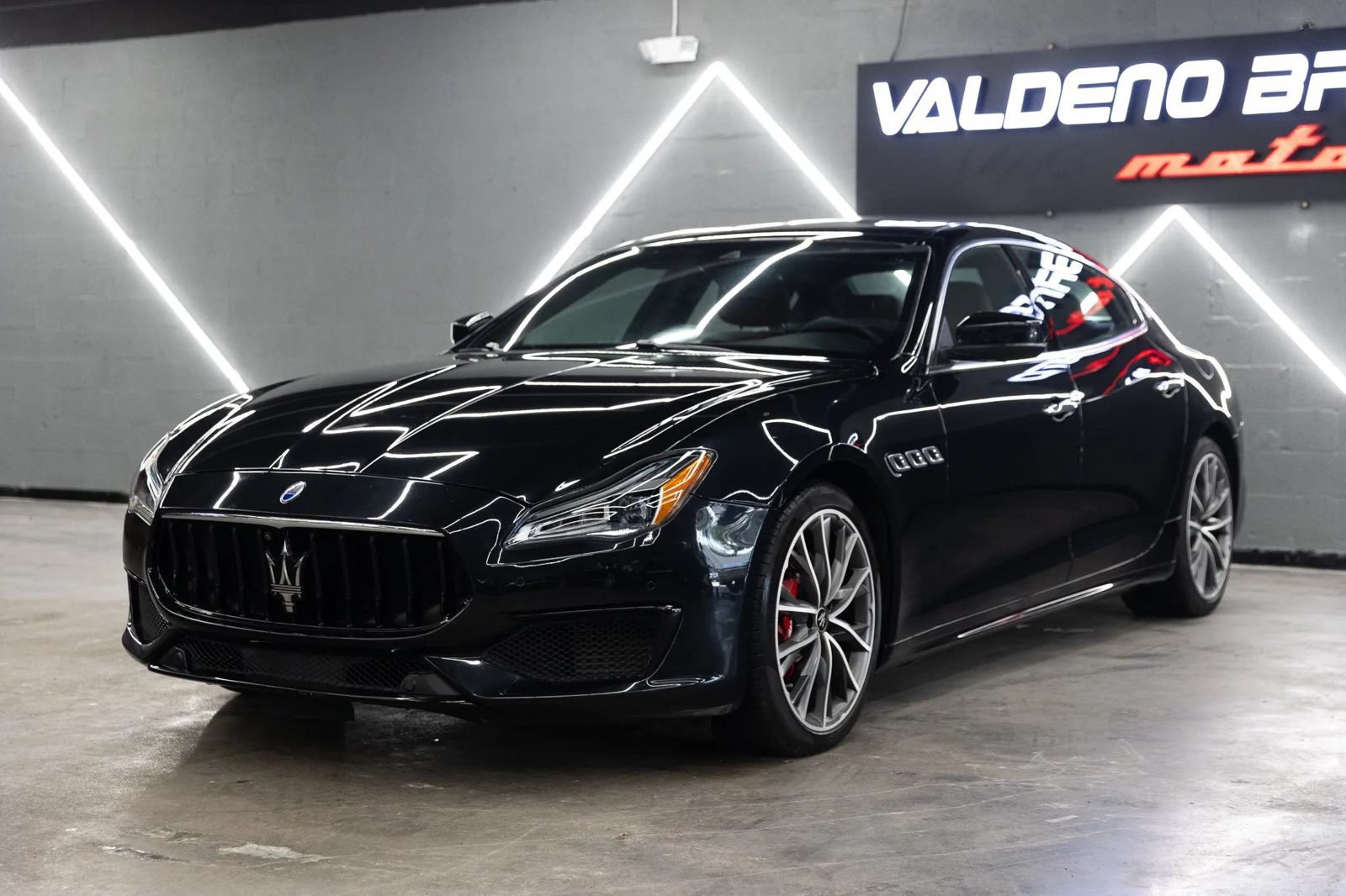 Used 2021 Maserati Quattroporte S RWD image 9