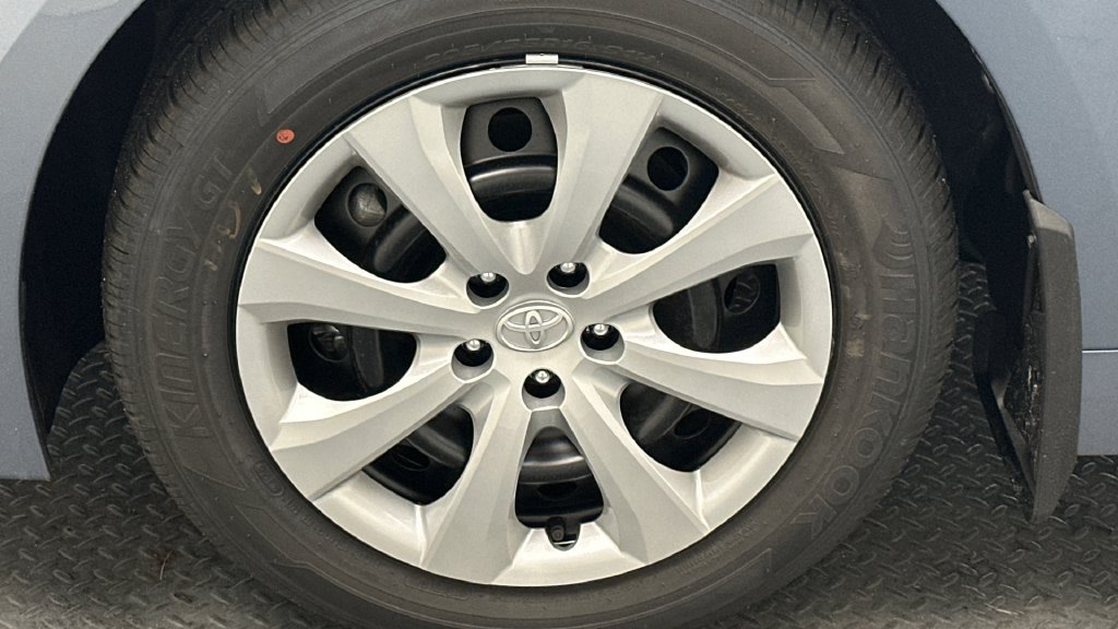 New 2027 Toyota Corolla LE FWD image 17