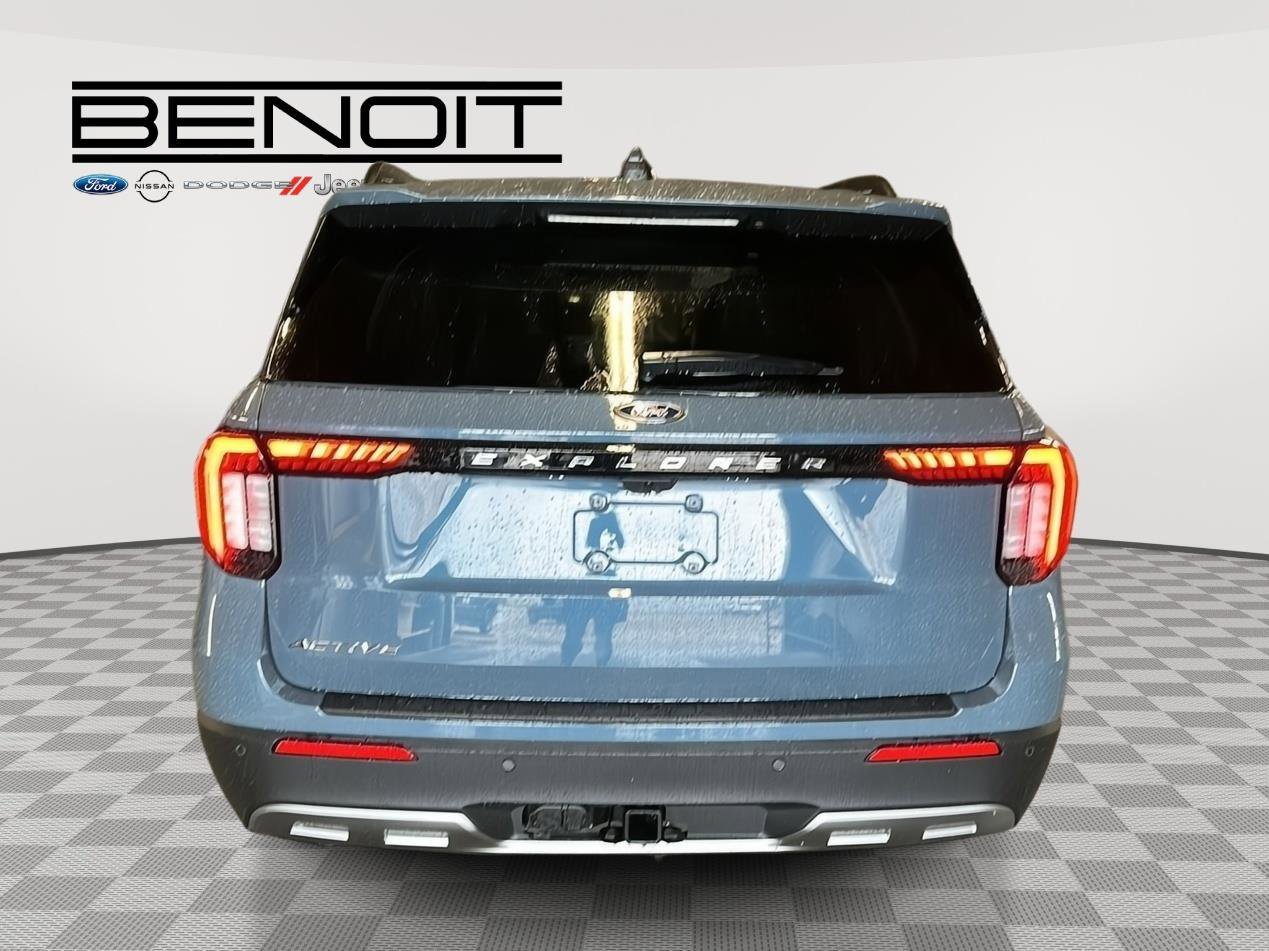 New 2025 Ford Explorer Active w/ Active Comfort Package image 6