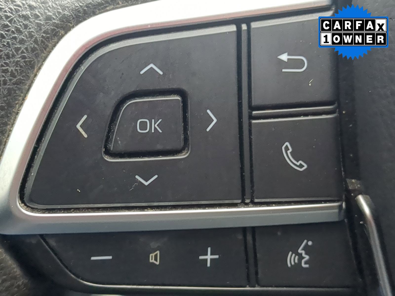 Used 2021 Toyota Highlander L image 13