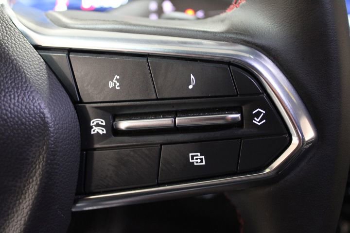 Used 2025 Chevrolet Tahoe RST AWD/4WD image 36