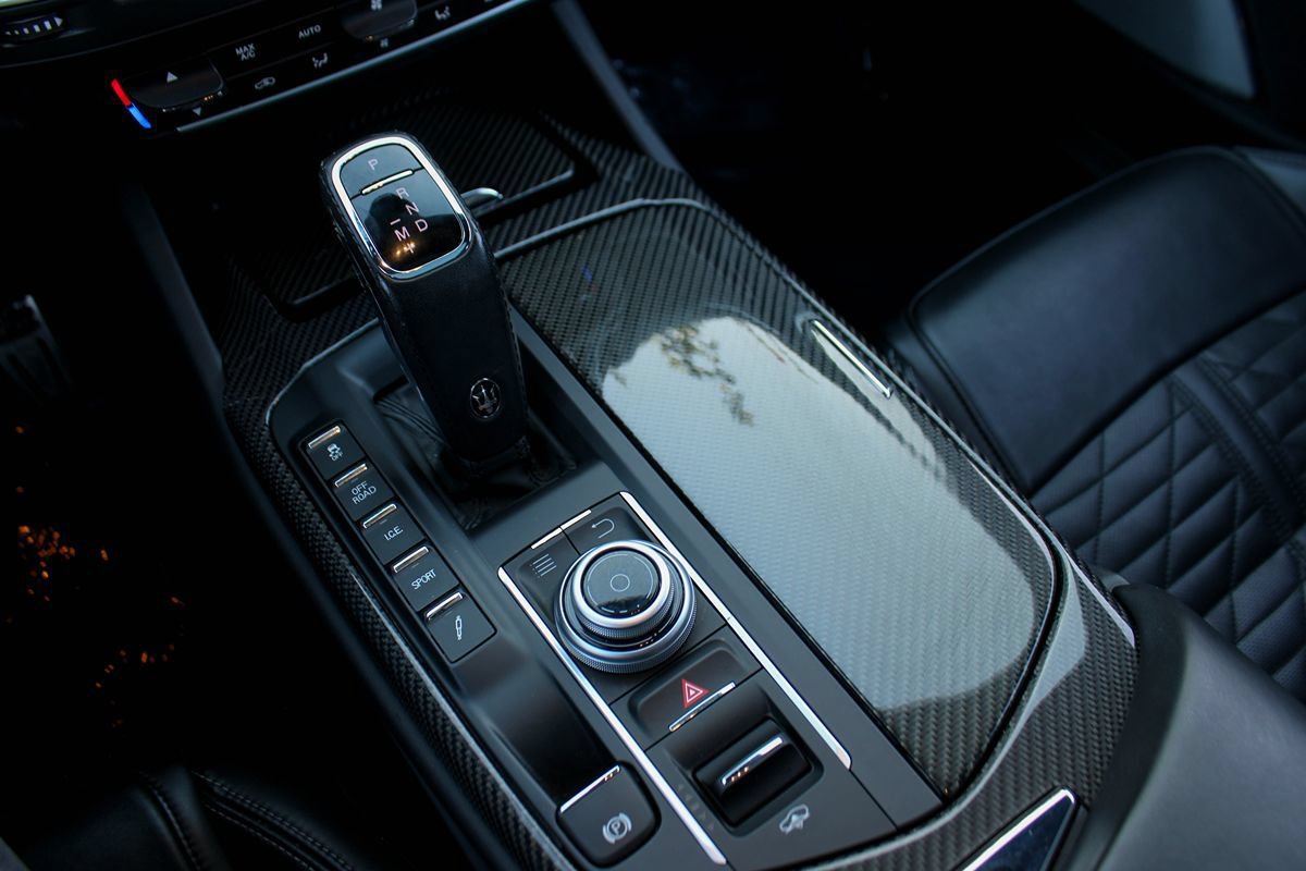 Used 2020 Maserati Levante GTS AWD/4WD image 35