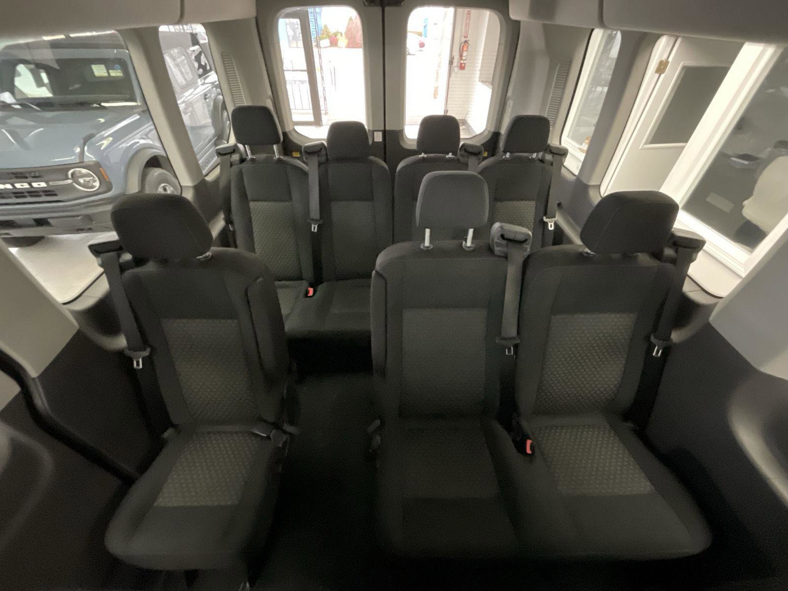 Used 2023 Ford Transit 350 XLT image 25