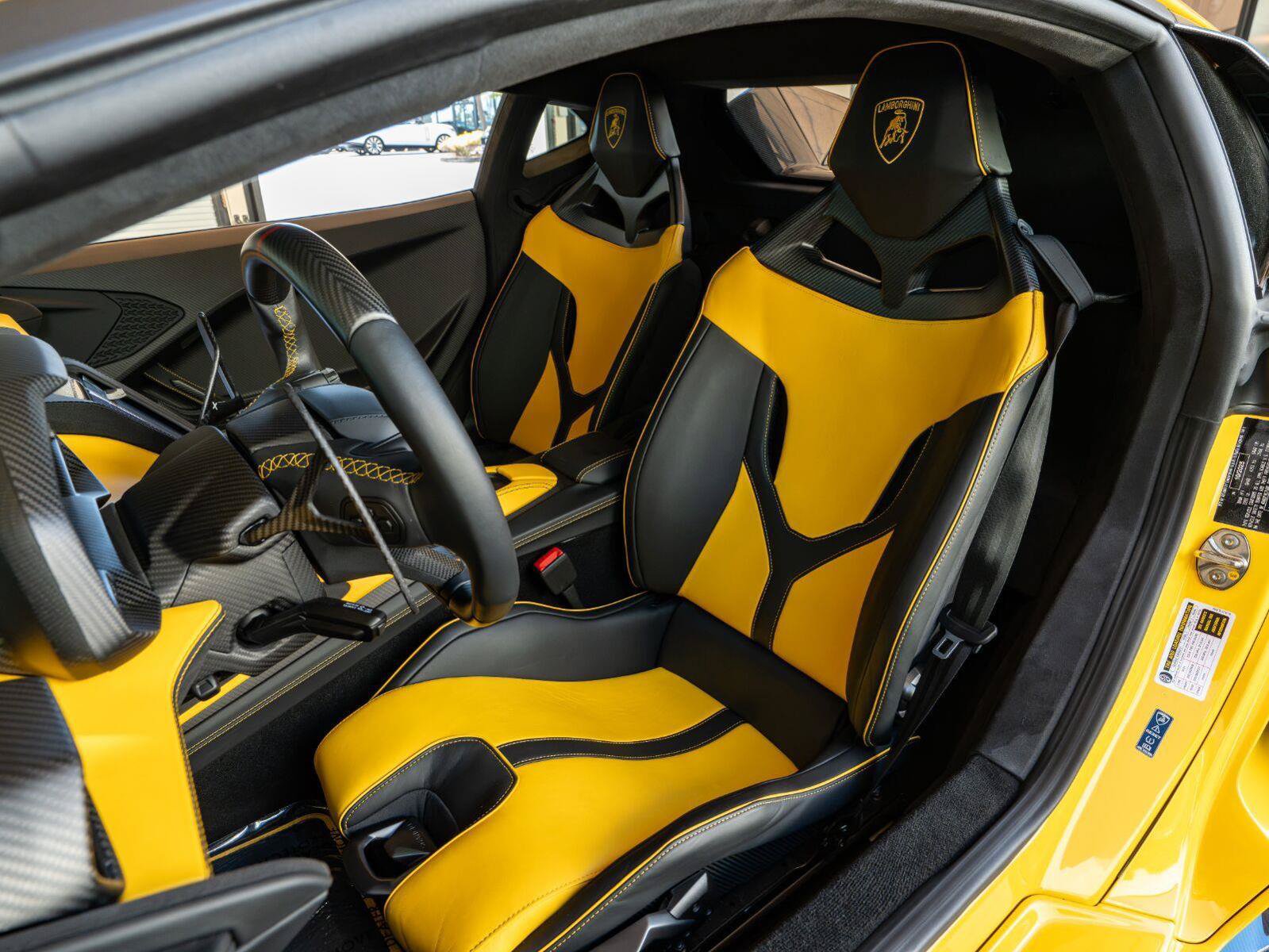 Used 2026 Lamborghini Temerario AWD/4WD image 12